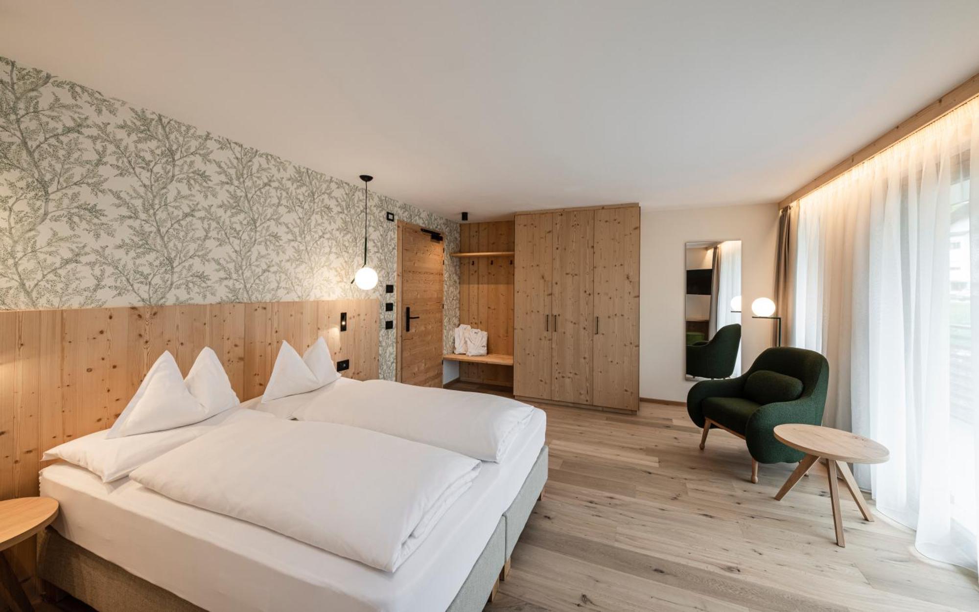 Stoa - Elegant & Romantic Guest House - "Adults Only" San Vigilio Di Marebbe Room photo